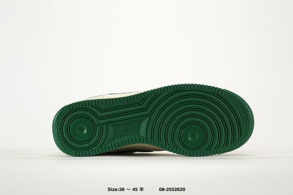 ナイキ靴素材ディテール